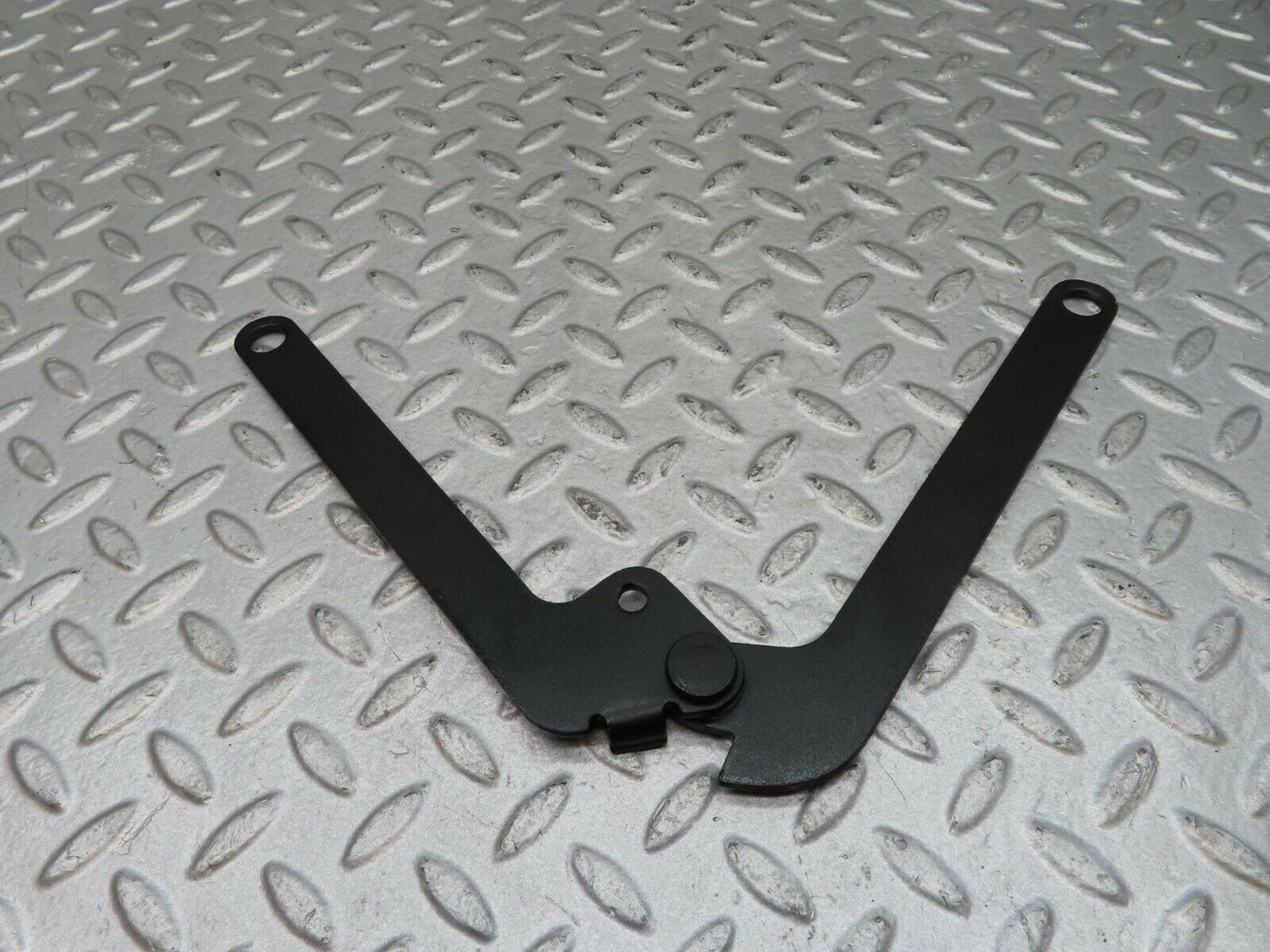 16605 Mercedes-Benz C107 380SLC Bonnet Hinge Right Side