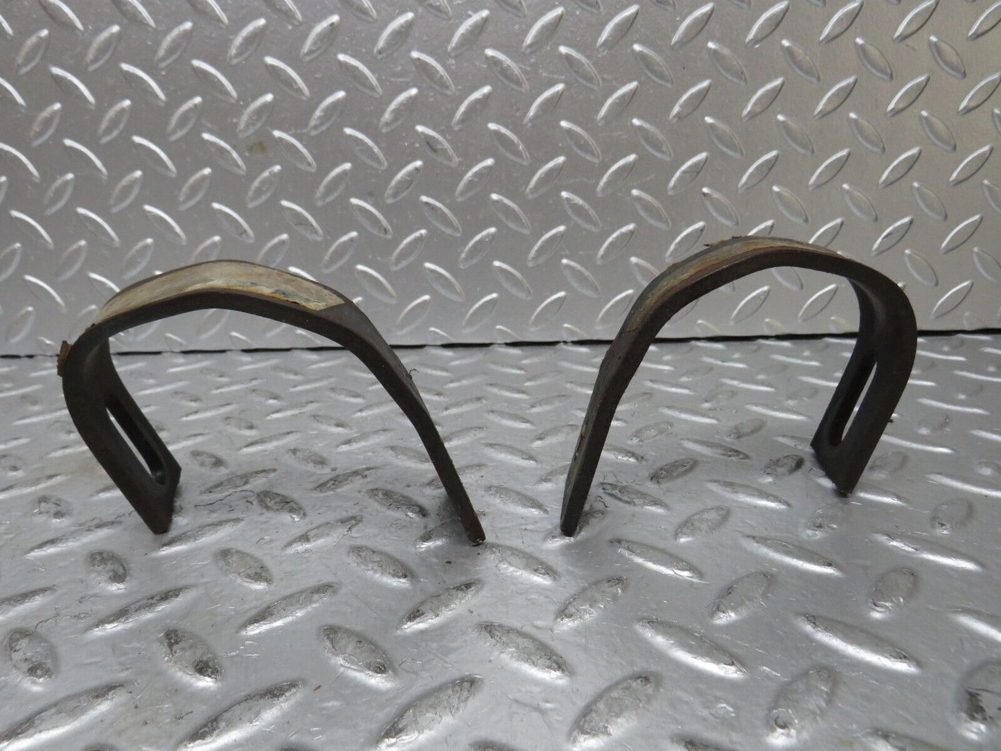 27394 Mercedes-Benz W123 280E Front Bumper Bracket Pair