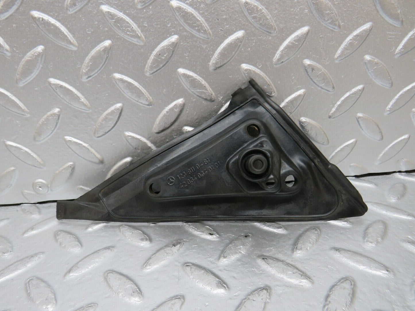 31029 Mercedes-Benz W123 230E Right Wing Mirror Rubber Cover 1238110461