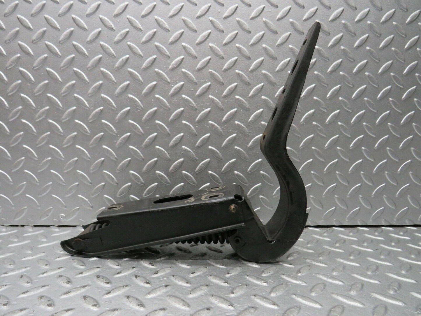 21917 Mercedes-Benz W121 190b Ponton Trunk Hinge With Spring