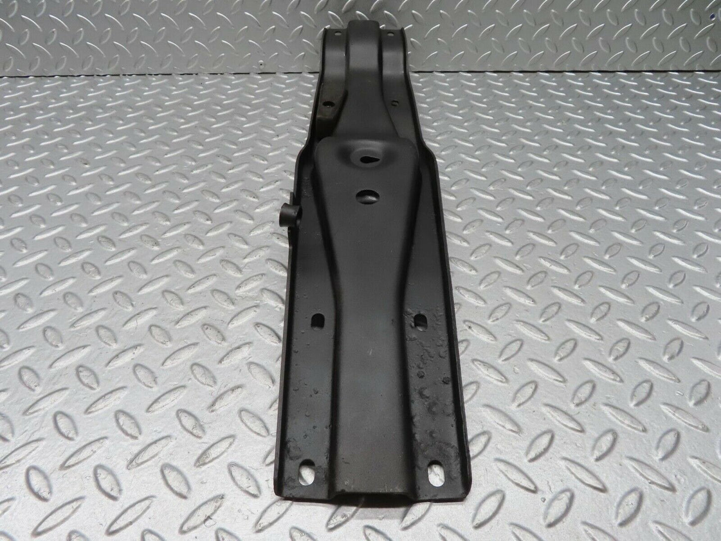 13003 Mercedes-Benz W111 220S Manual Gearbox Mount Bracket