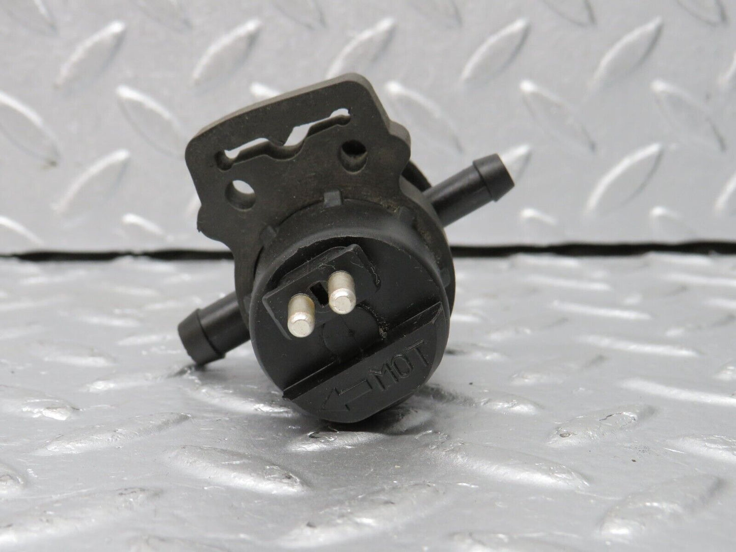 39715 Mercedes-Benz R129 320SL Coupe Fuel Regeneration Valve 0011409960