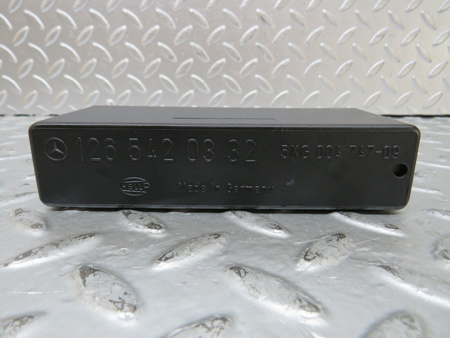 26525 Mercedes-Benz C124 220CE Coupe Headlight Control Unit Relay 1265420332