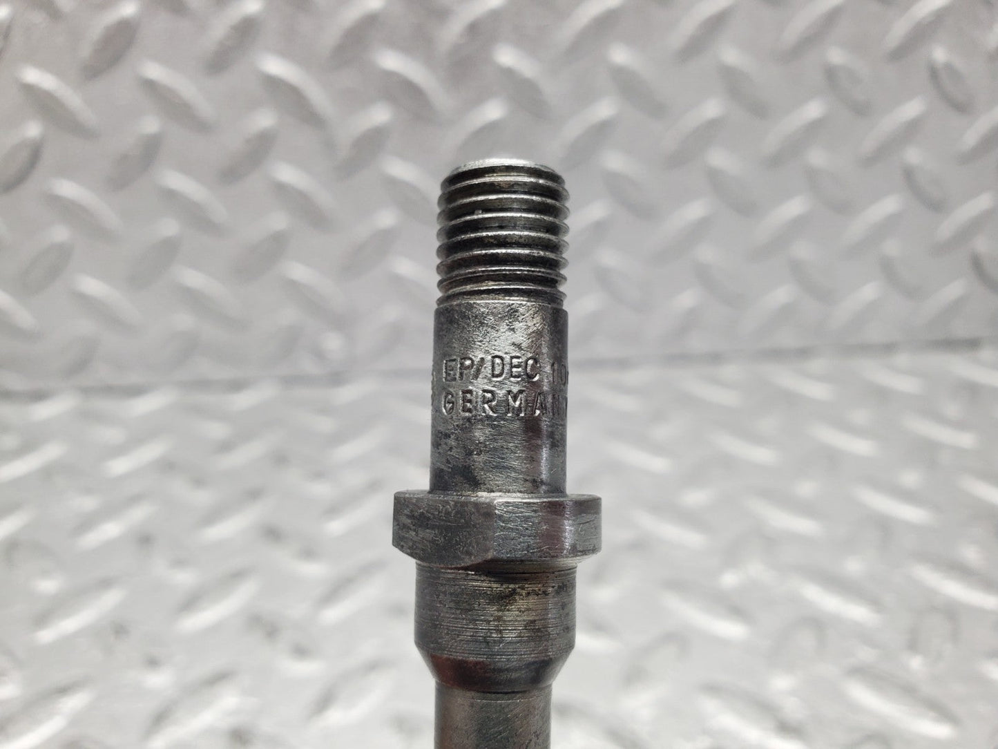 W112 fuel injector used OEM