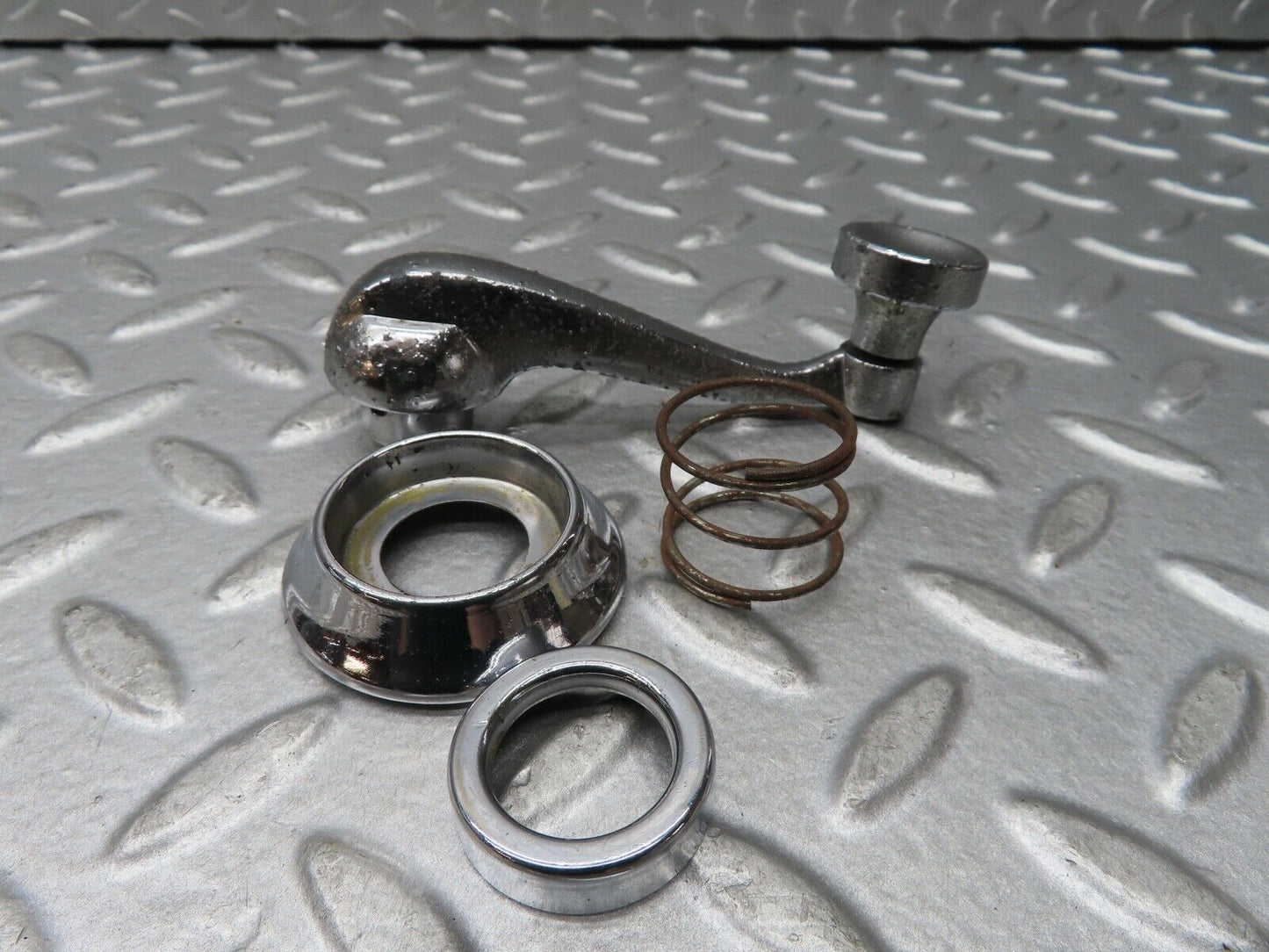 19010 Mercedes-Benz W120 W121 Ponton Window Lifter Crank Handle Chrome