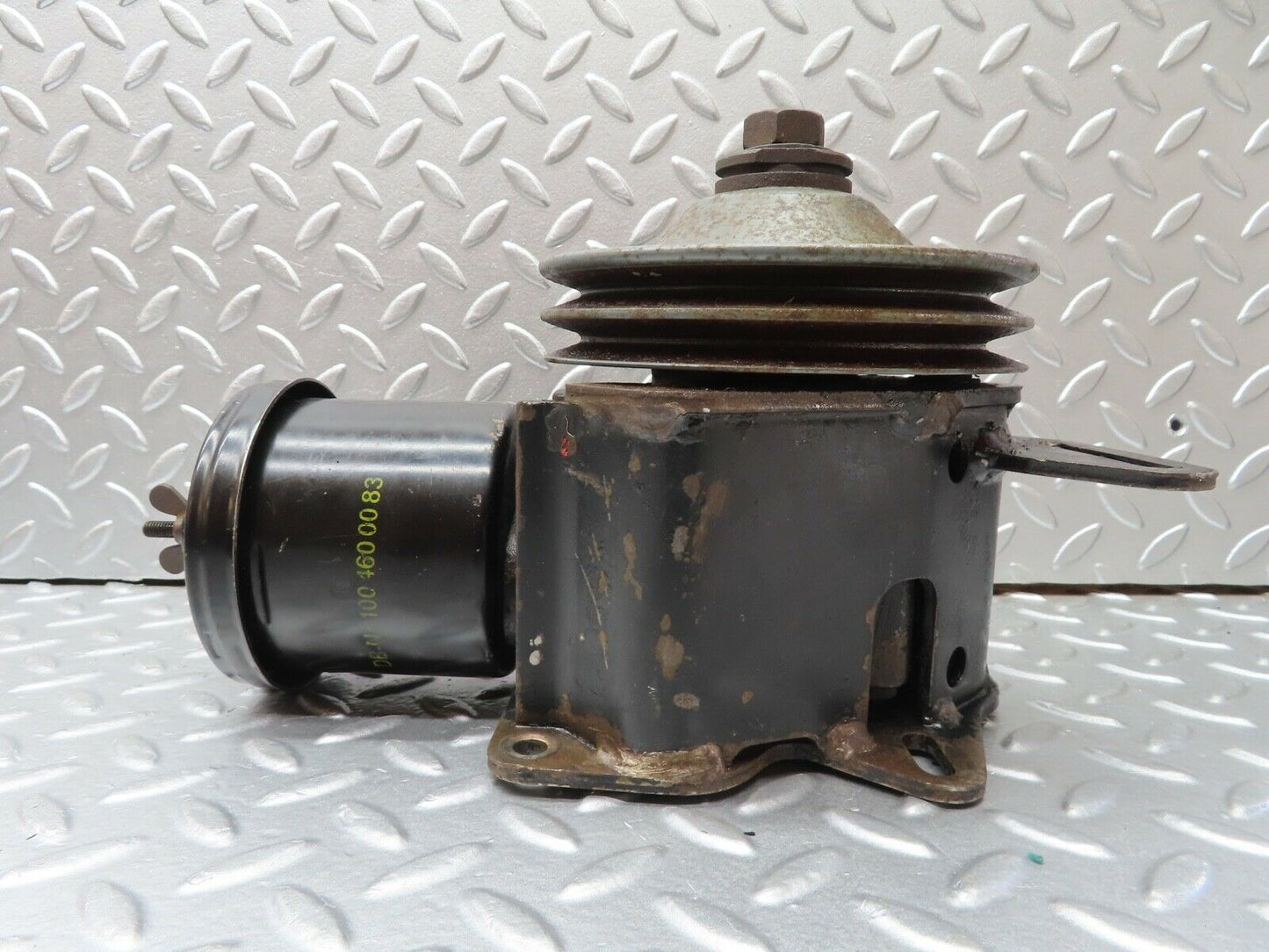 20659 Mercedes-Benz R107 450SL Coupe Power Steering Pump Vickers Type 01