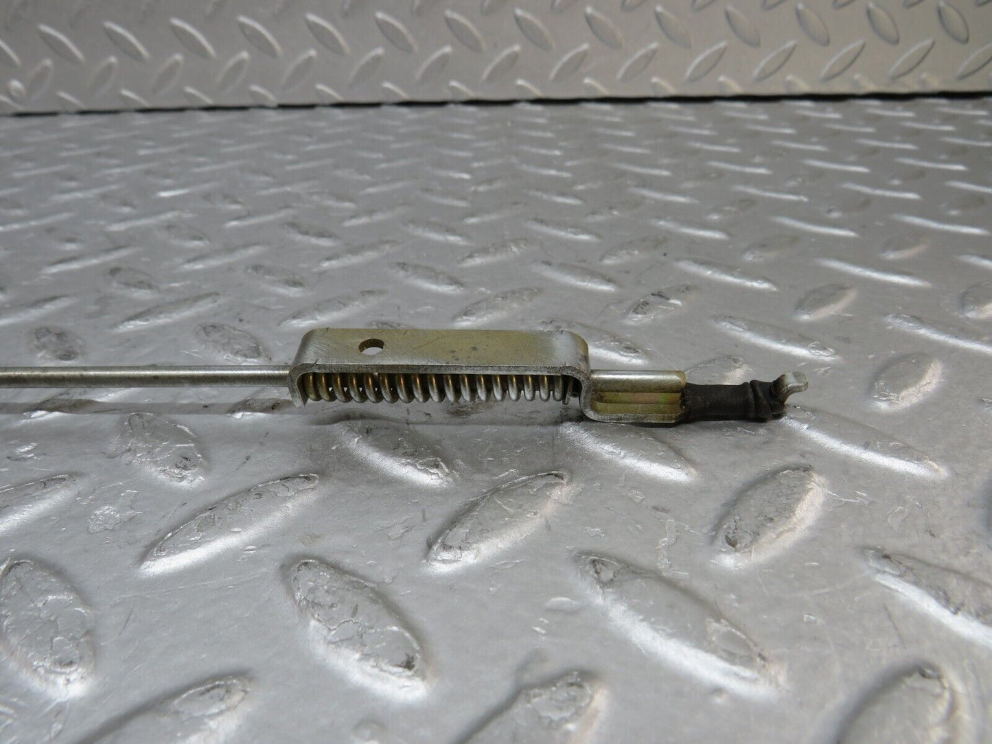 37296 Mercedes-Benz W109 300SEL Door Lock Control Bar