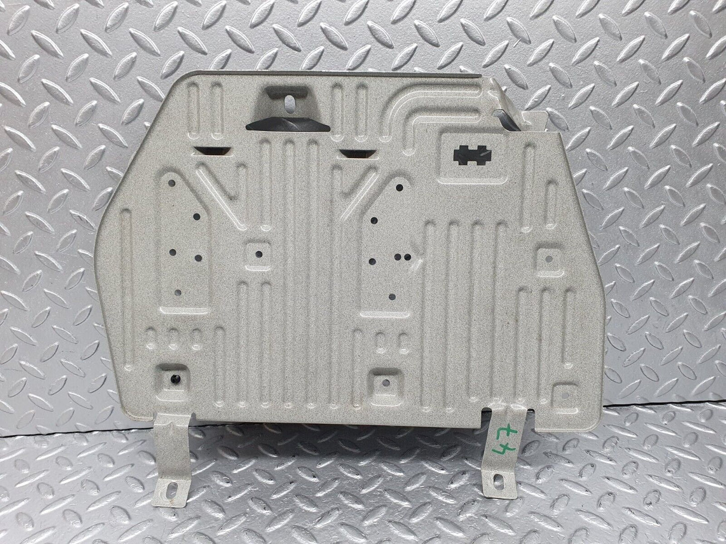 41933 Mercedes-Benz W202 C200 Front Left Floor Cover