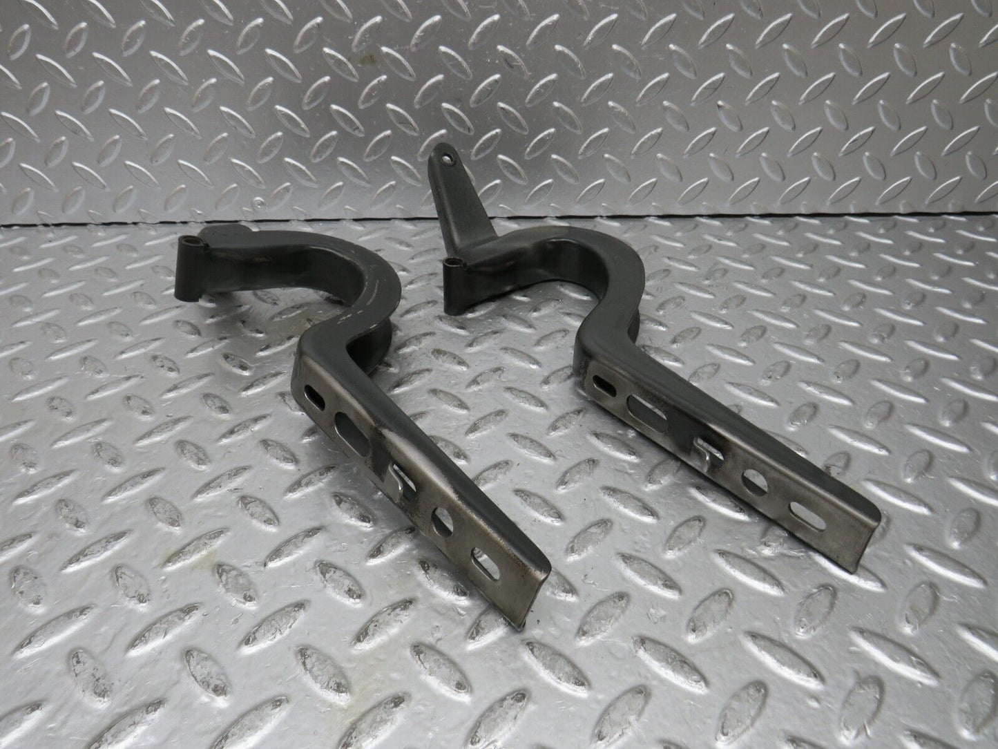 27390 Mercedes-Benz W123 280E Trunk Lid Hinge Pair 1237500187 1237500287