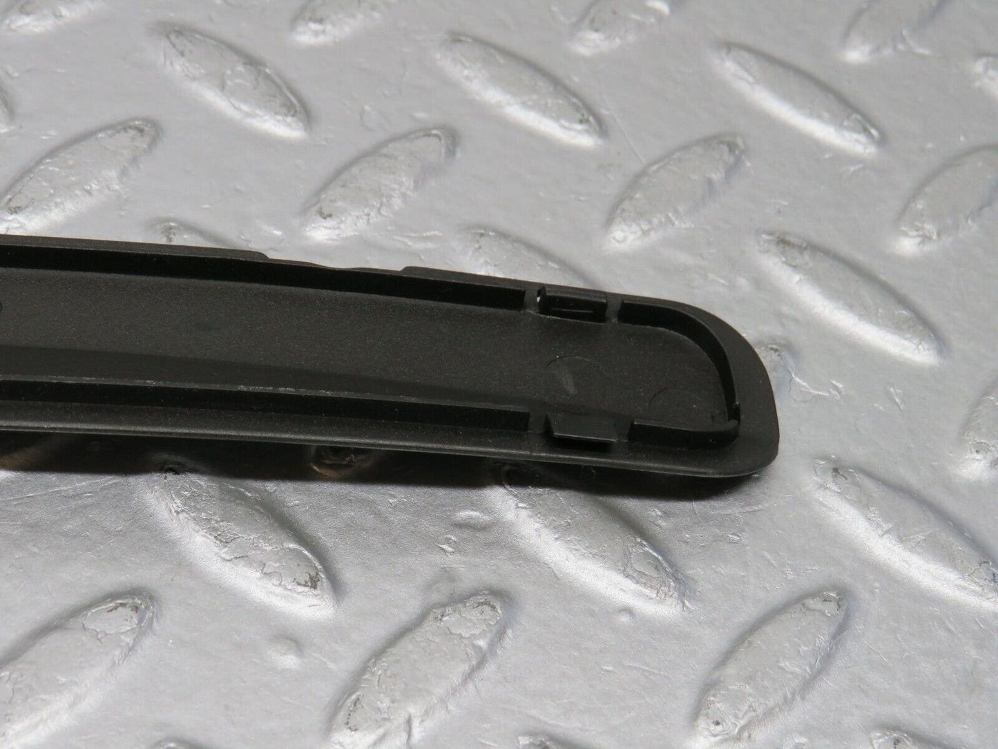 38858 Mercedes-Benz W201 190E 2.6L Windscreen Washer Nozzle Cover Trim 2018891325