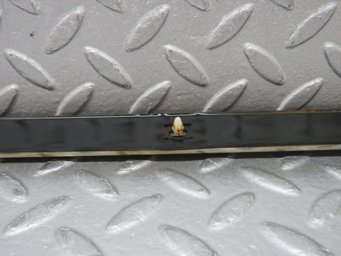 37441 Mercedes-Benz W109 300SEL Right Skirt Chrome Trim Strip
