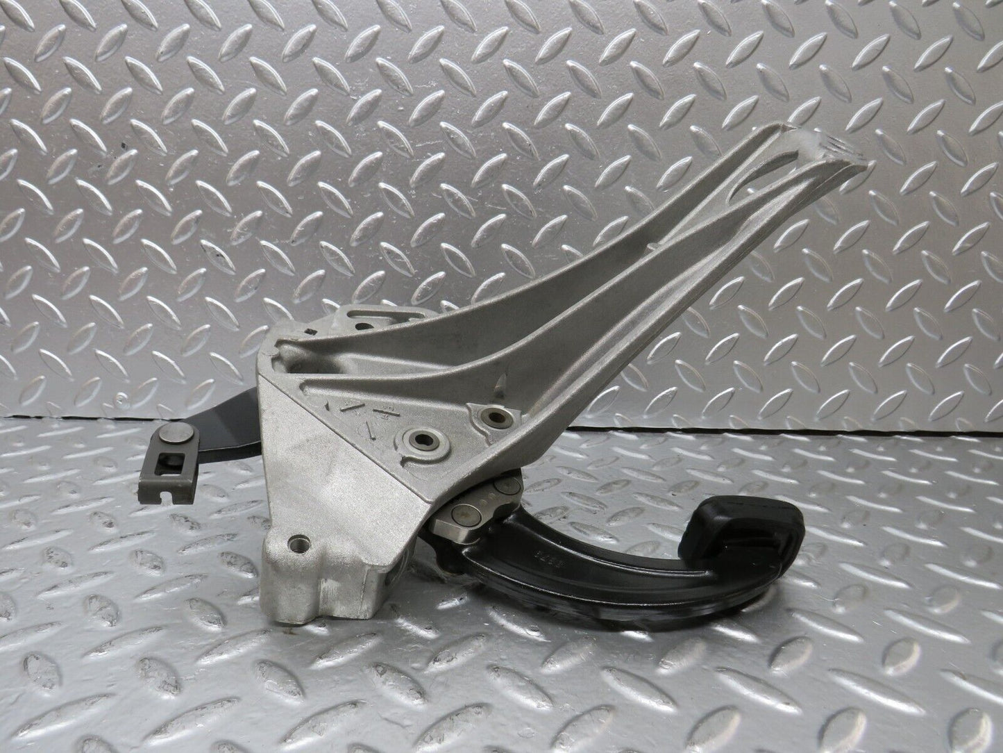 24857 Mercedes-Benz W140 S320 Parking Brake Pedal 1404270237