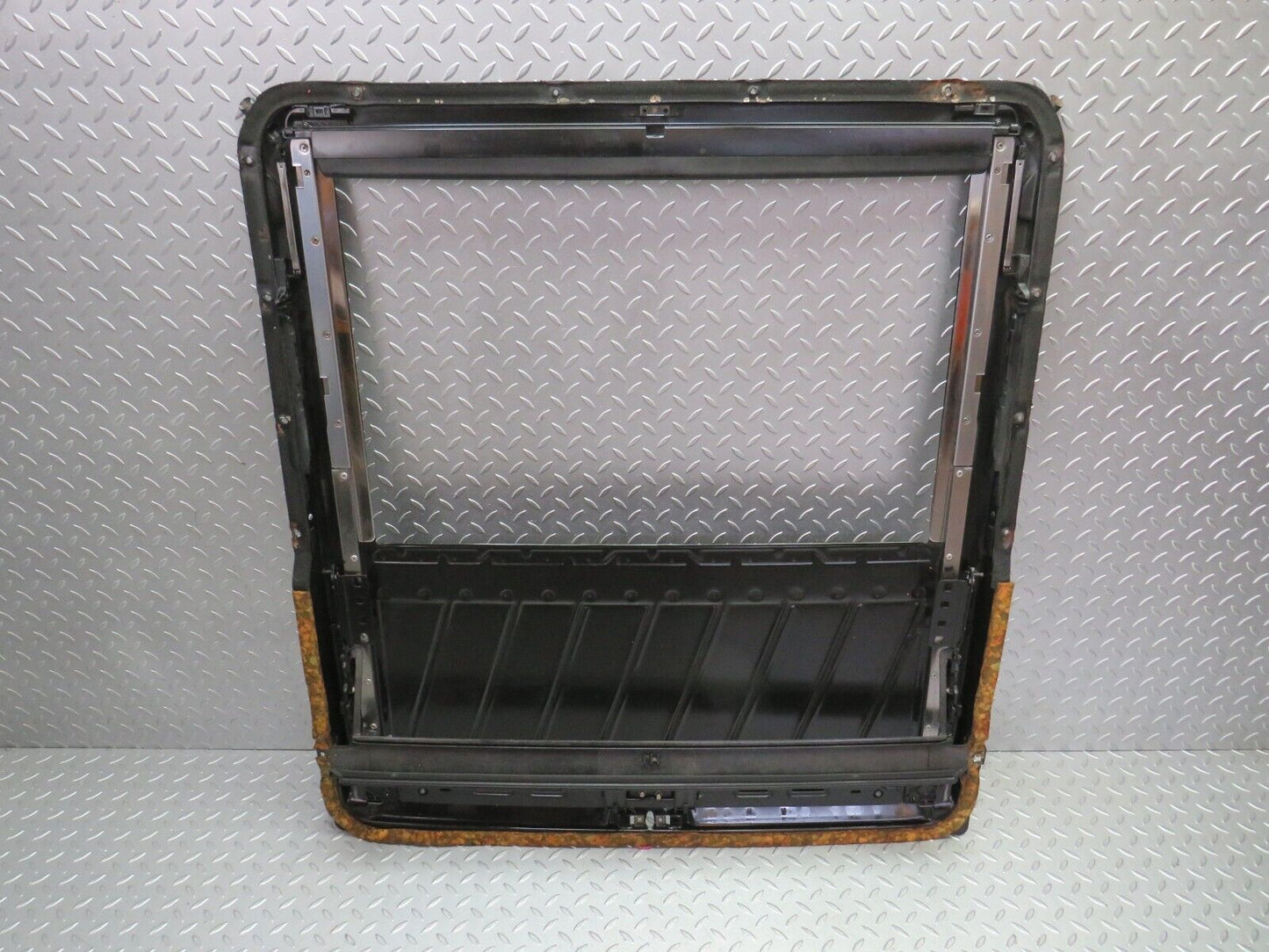 28908 Mercedes-Benz C124 320CE Coupe Power Sunroof Frame