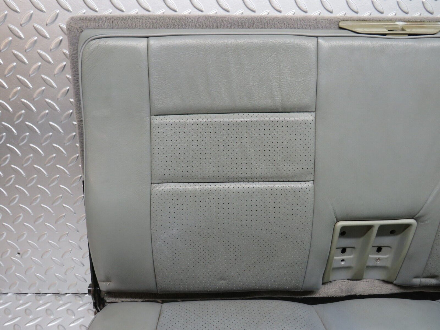 31500 Mercedes-Benz S124 220TE Wagon Third Seat Bench 1249300194