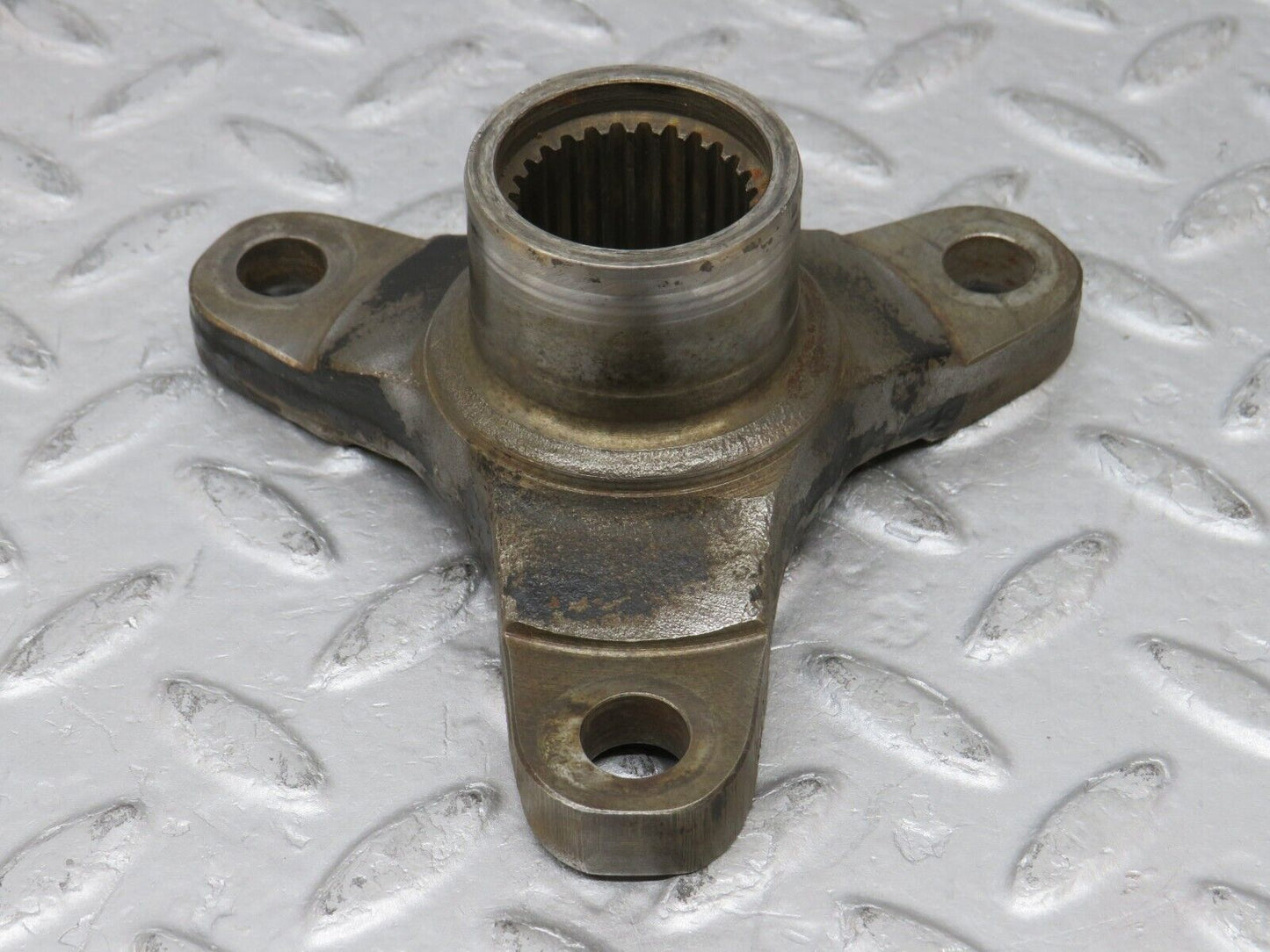 36412 Mercedes-Benz R107 450 Automatic Gearbox Rear Flange 722.002 1163530245