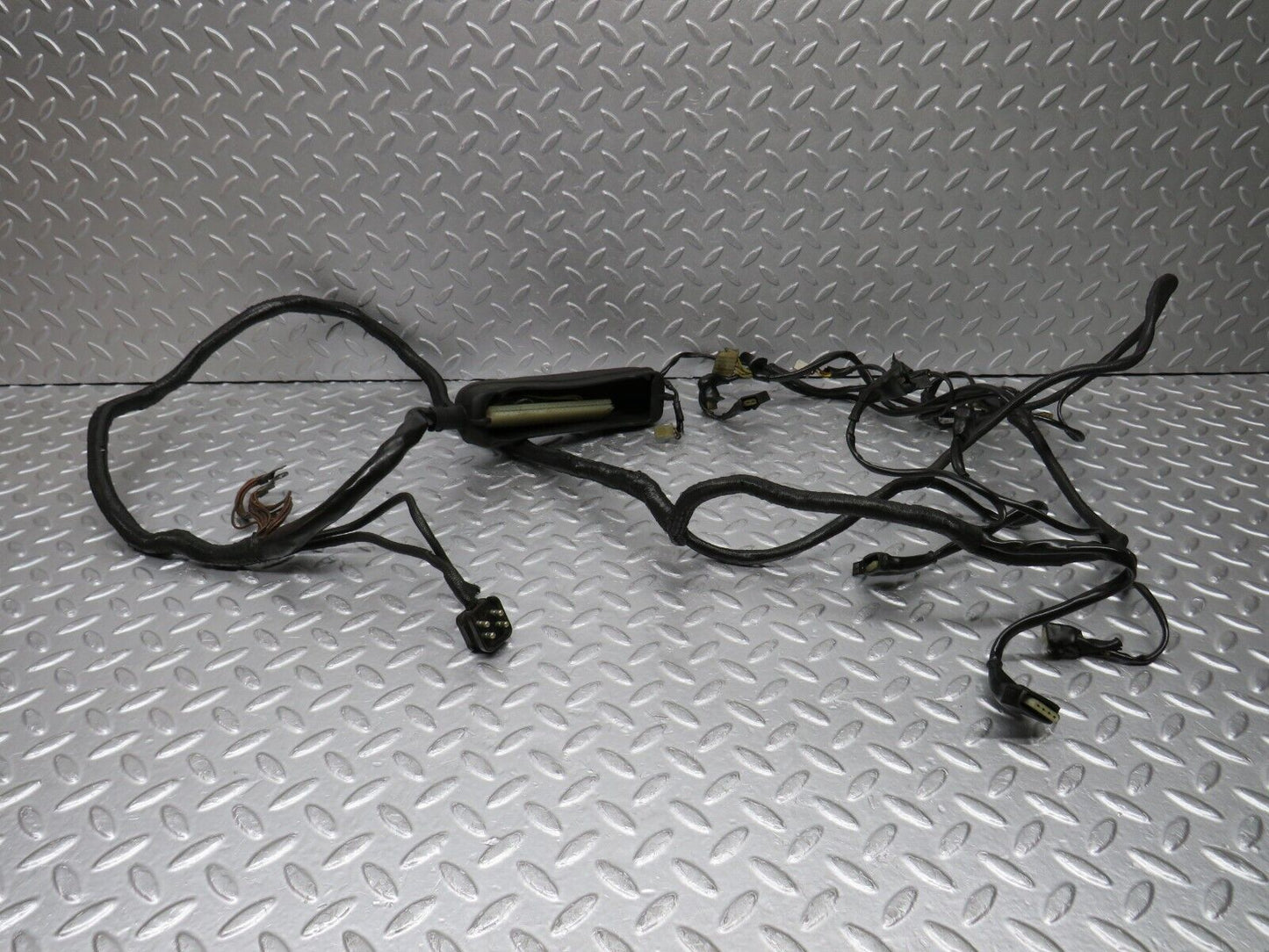 37576 Mercedes-Benz W109 300SEL ECU Wire Harness 0005451945