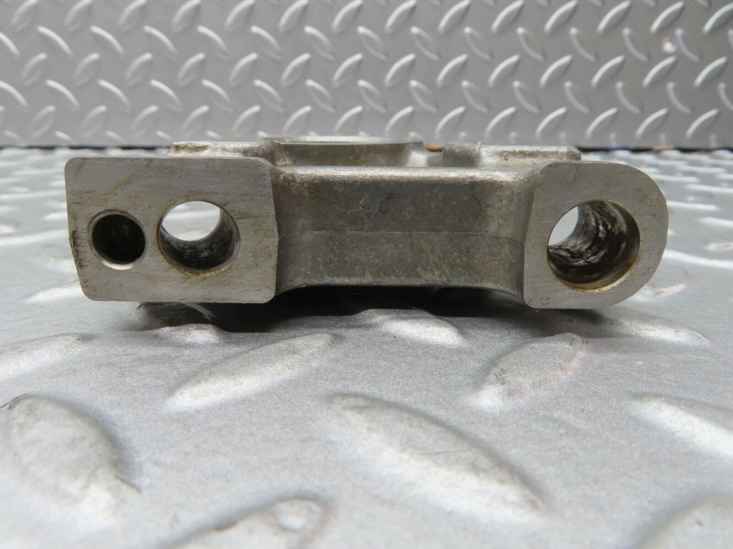 17721 Mercedes-Benz W116 450SEL Camshaft Tower Bearing 1160513310