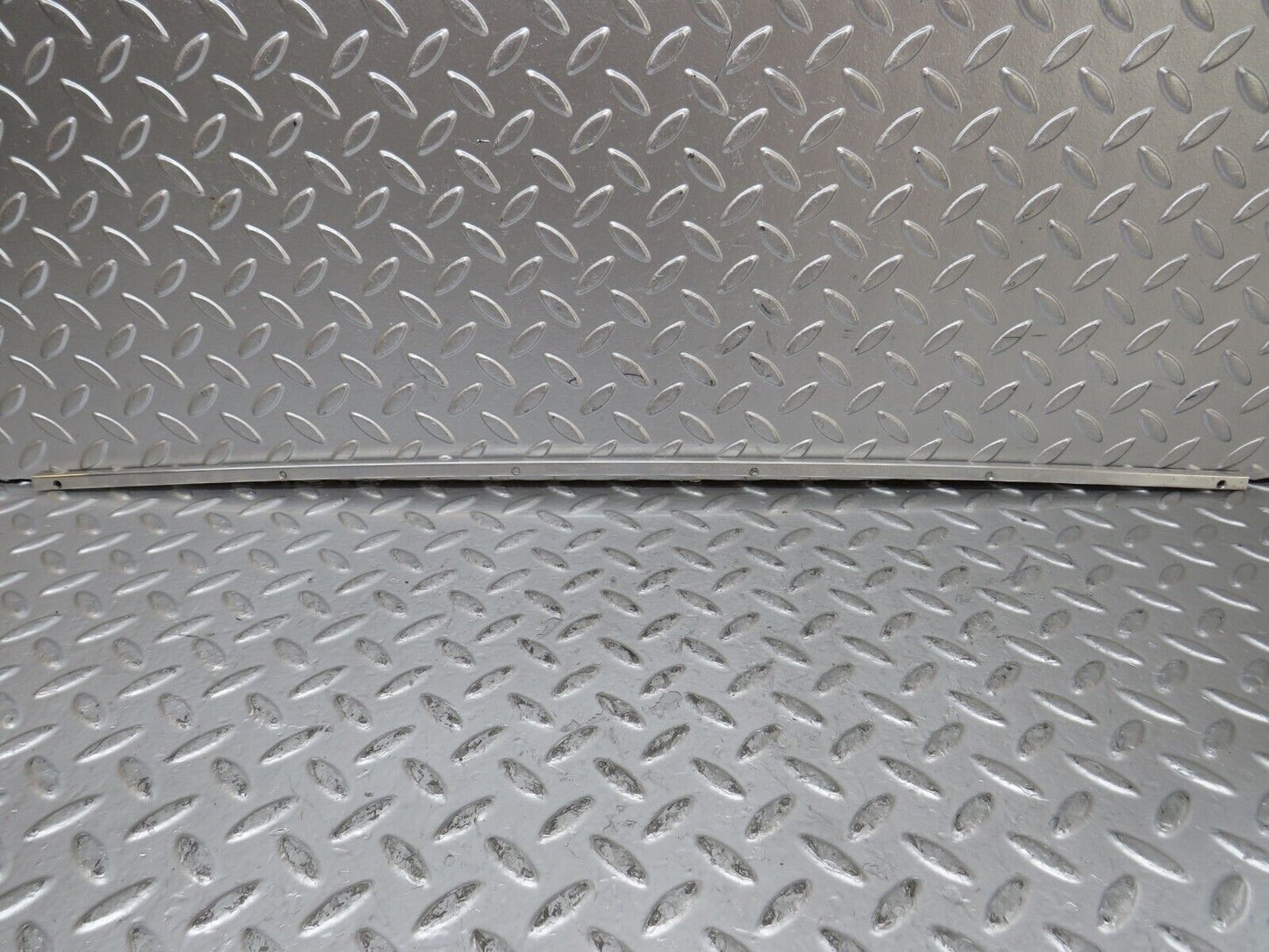 26639 Mercedes-Benz C124 220CE Coupe Sunroof Chrome Trim