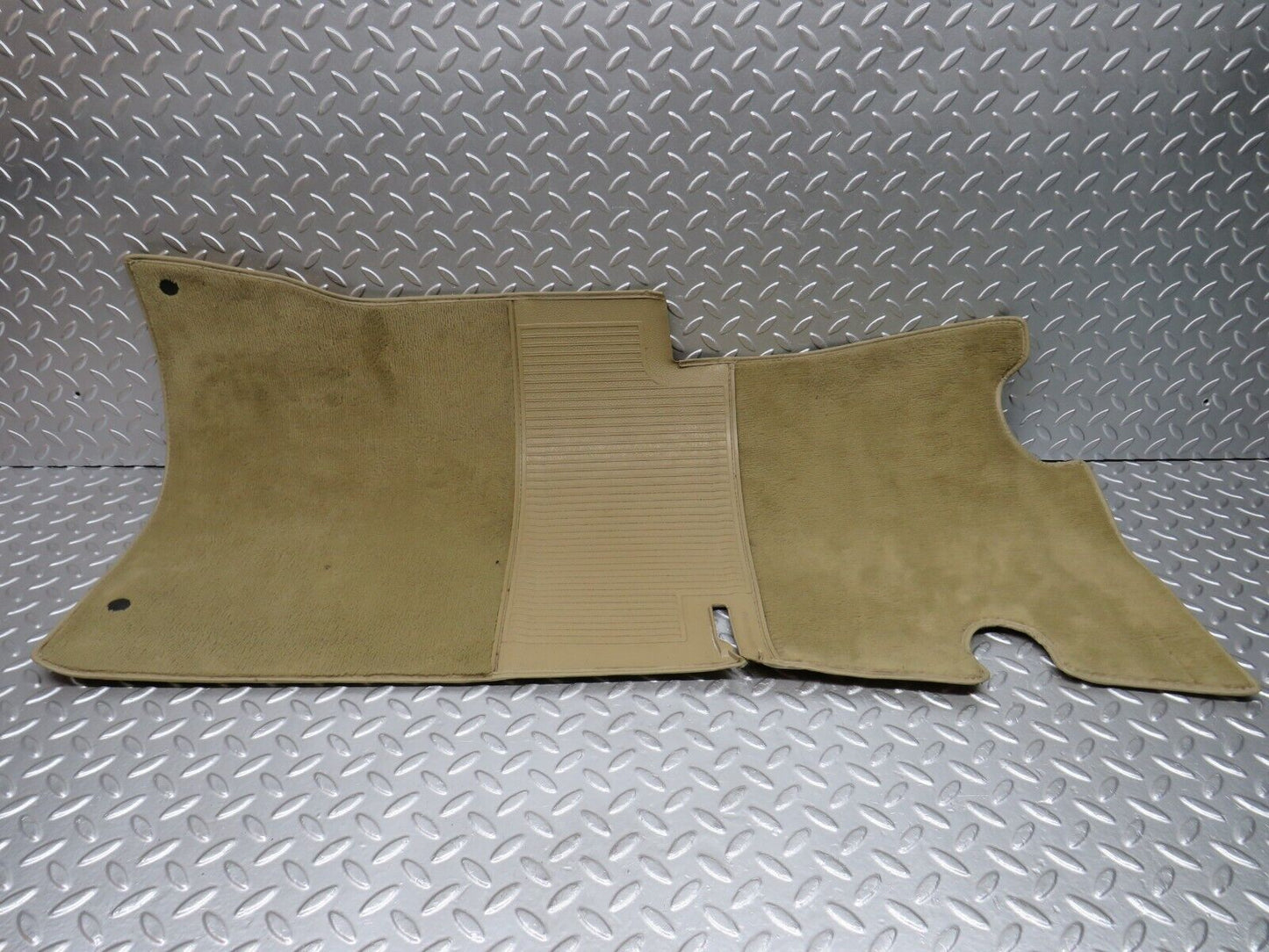29233 Mercedes-Benz W124 230E Front Right Floor Carpet 1246840130
