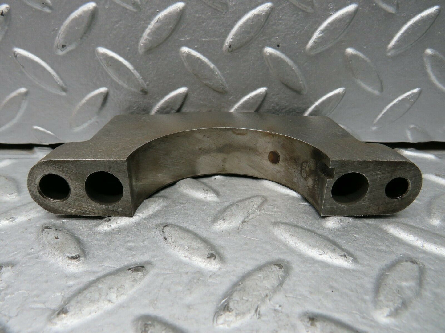 22116 Mercedes-Benz S123 280TE Crankshaft Bearing Holder Block 1080110211