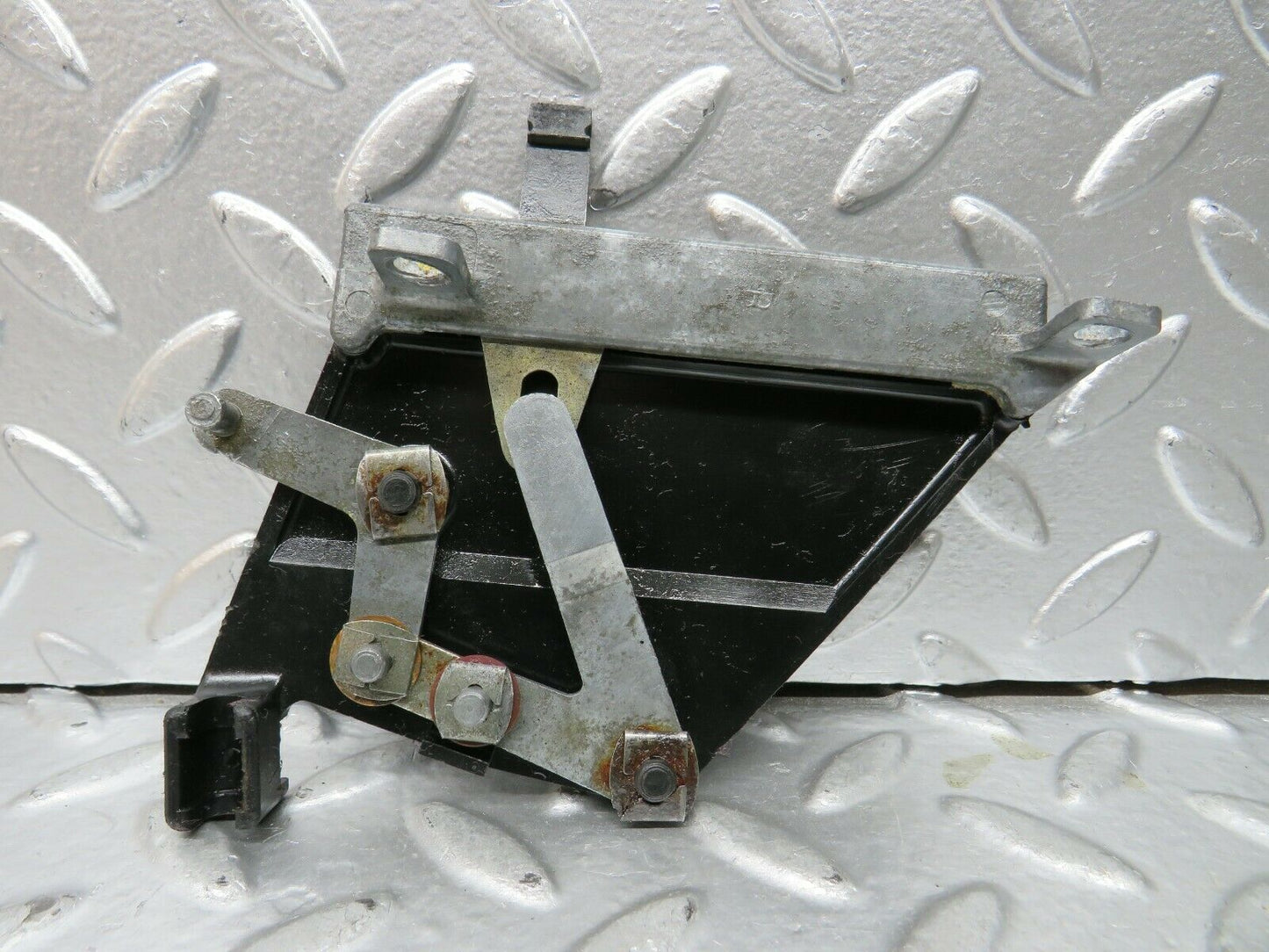 23795 Mercedes-Benz C107 450SLC Coupe Air Vent Control Lever Right 1078300485