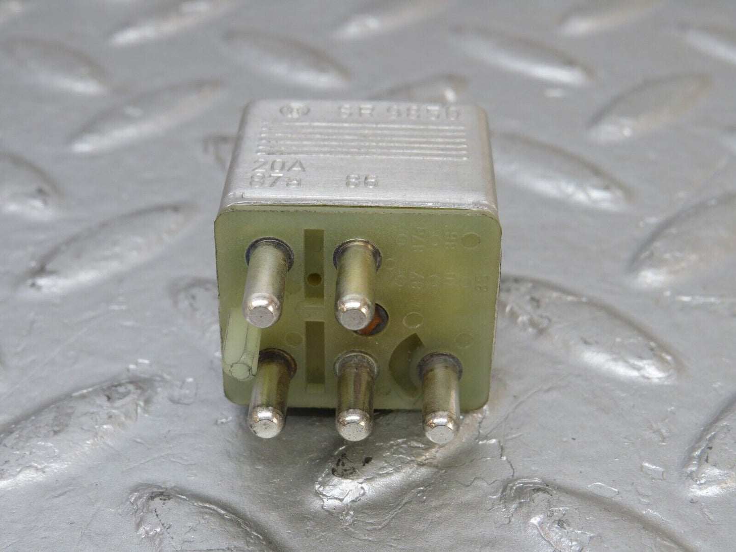 34447 Mercedes-Benz C126 380SEC Coupe Multi Purpose Relay 0015420219