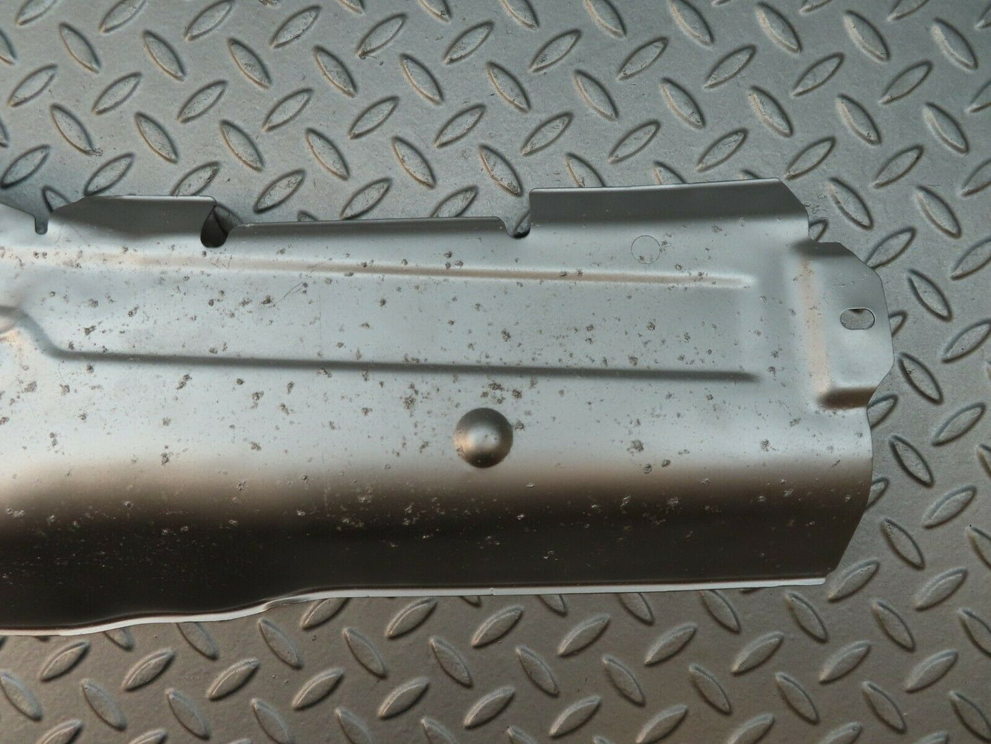 5556 Mercedes-Benz W124 230E Exhaust Heat Shield