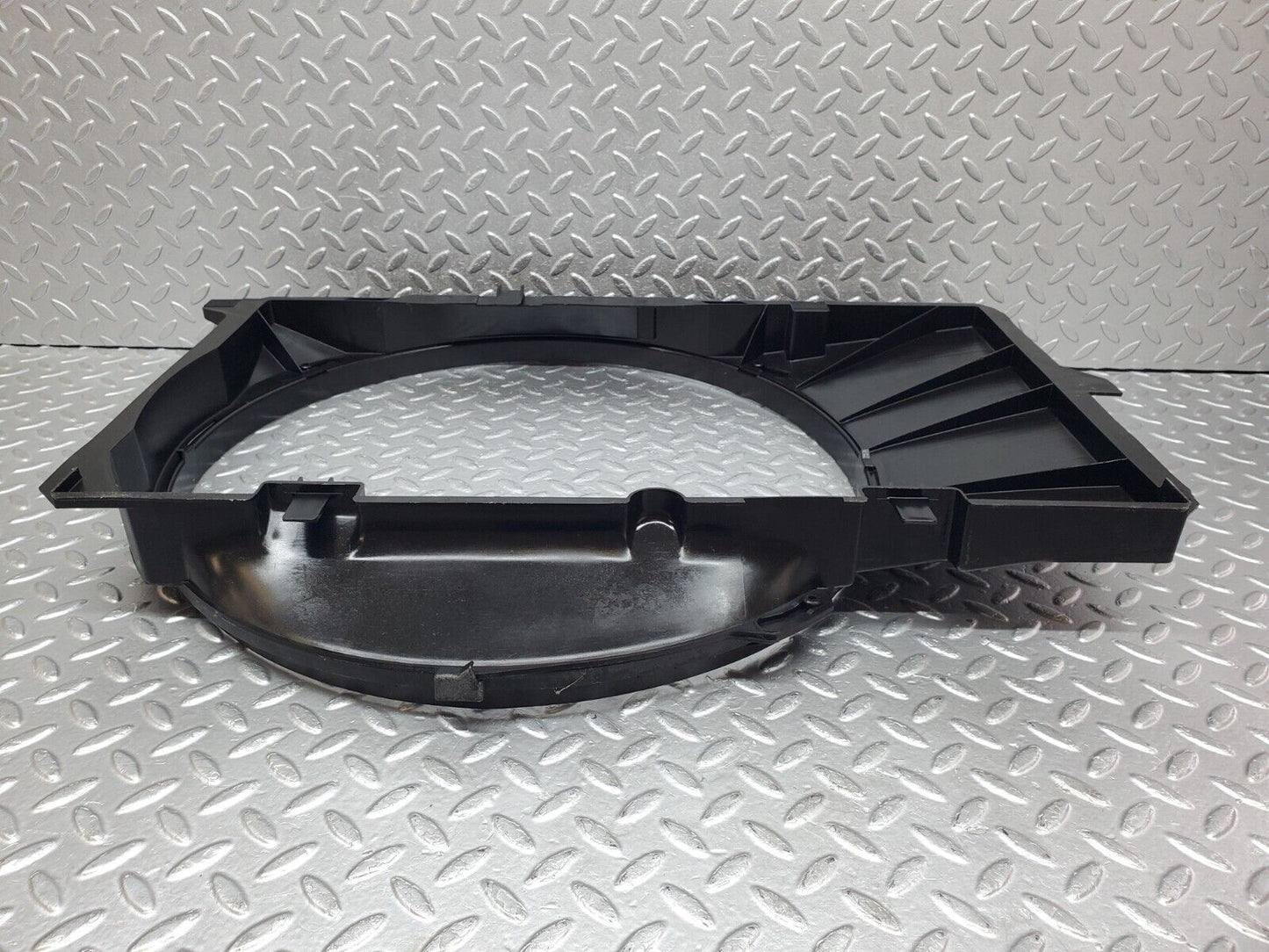45253 Mercedes-Benz R129 300SL Coupe Radiator Fan Shroud Fan Cover 1295050155 1295000055 1295050055
