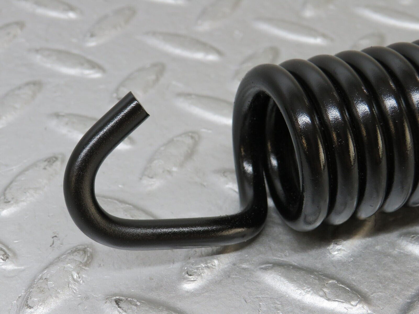 36364 Mercedes-Benz W126 420SE Bonnet Hinge Spring