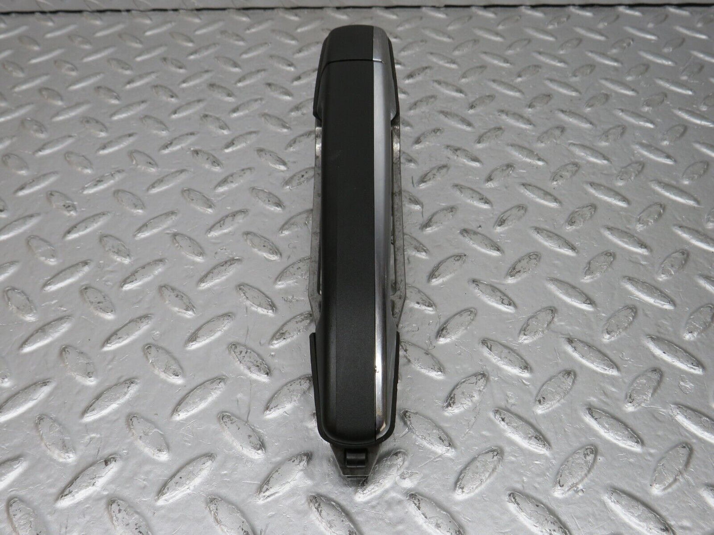 33420 Mercedes-Benz W202 C180 Rear Right Exterior Door Handle