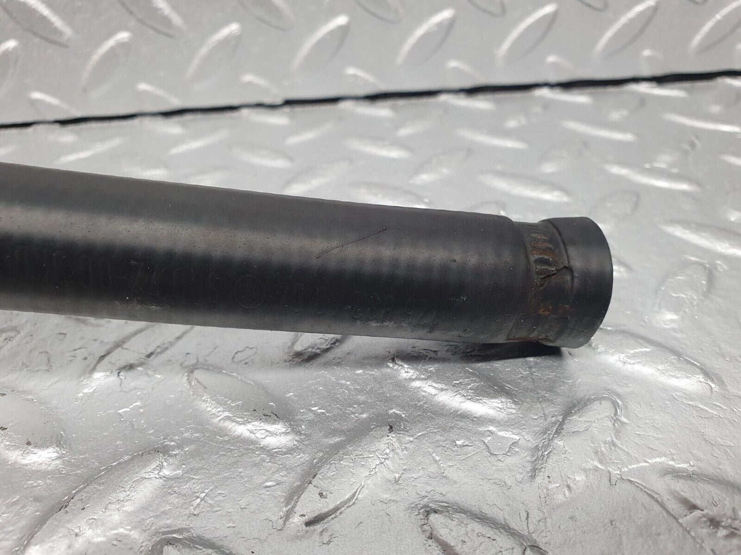 41041 Mercedes-Benz W126 300SE Heater Hose Pipe