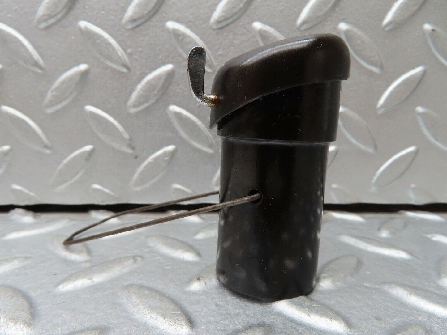 18899 Mercedes-Benz W121 190b Ponton Bakelite Dashboard Air Vent