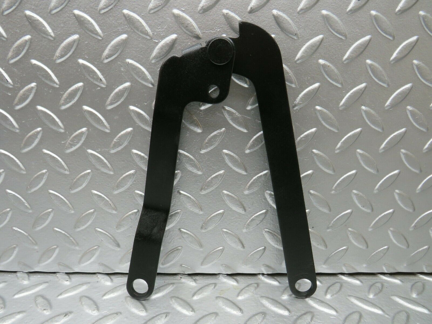 22870 Mercedes-Benz C107 450SLC Coupe Bonnet Hinge Left Side
