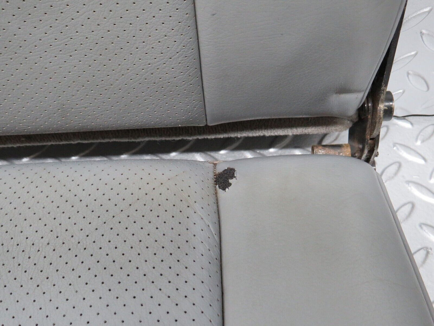 31500 Mercedes-Benz S124 220TE Wagon Third Seat Bench 1249300194