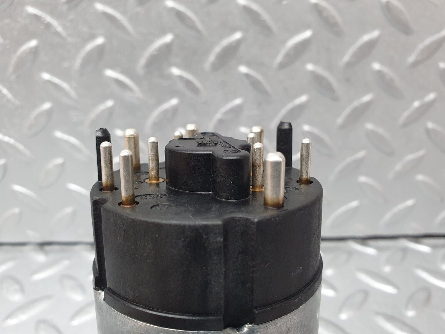 42164 Mercedes-Benz R129 320SL Coupe Headlight Switch 0005456004