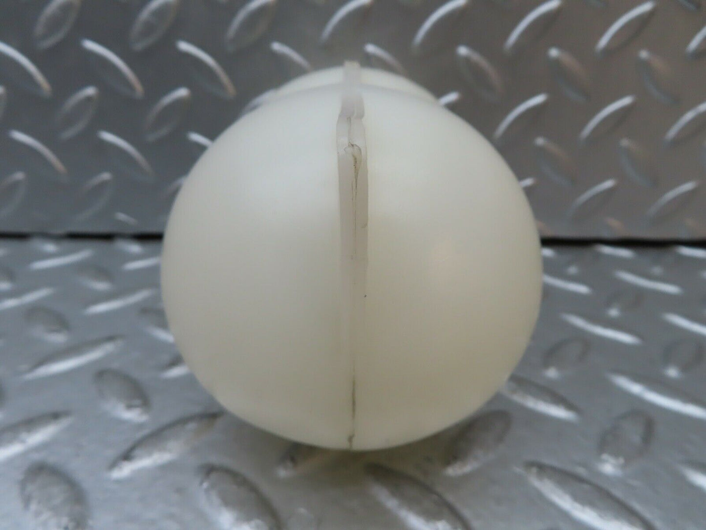21169 Mercedes-Benz W123 230E Vacuum Reservoir Tank