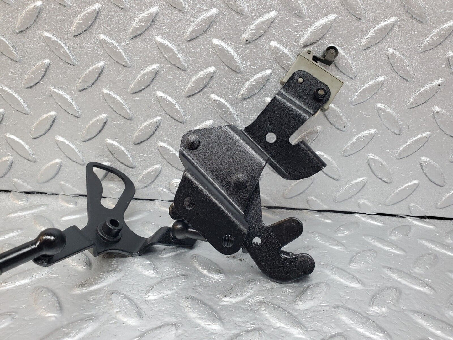45210 Mercedes-Benz R129 300SL Coupe Throttle Linkage 0025456814