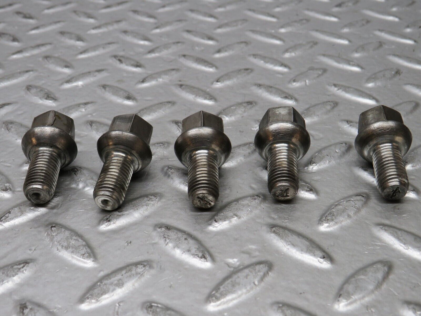 28887 Mercedes-Benz 5x Steel Wheel Lug Bolt M12x1.5