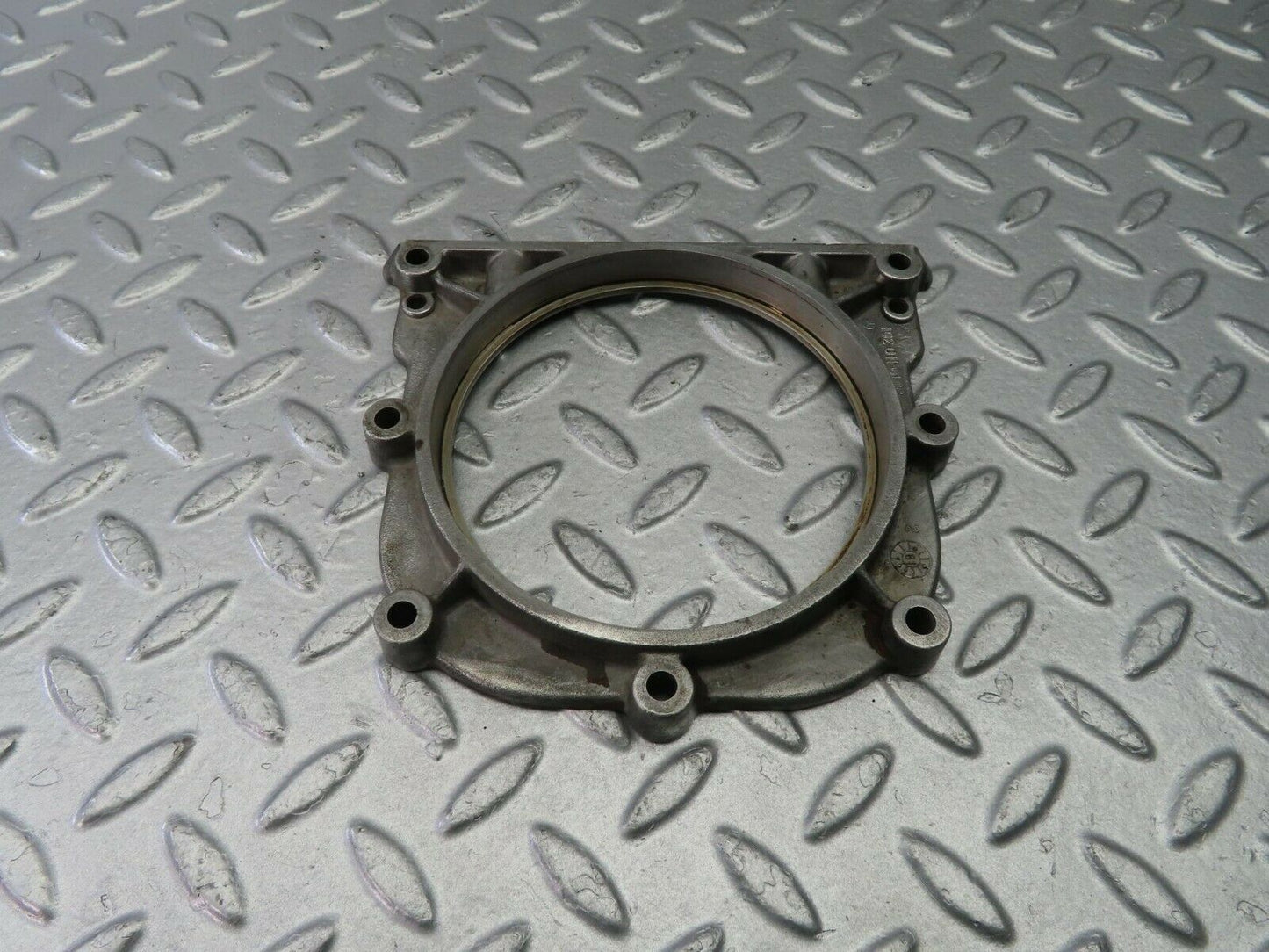 10060 Mercedes-Benz C123 230CE Coupe Crankshaft Lid Cover Rear 1020110108
