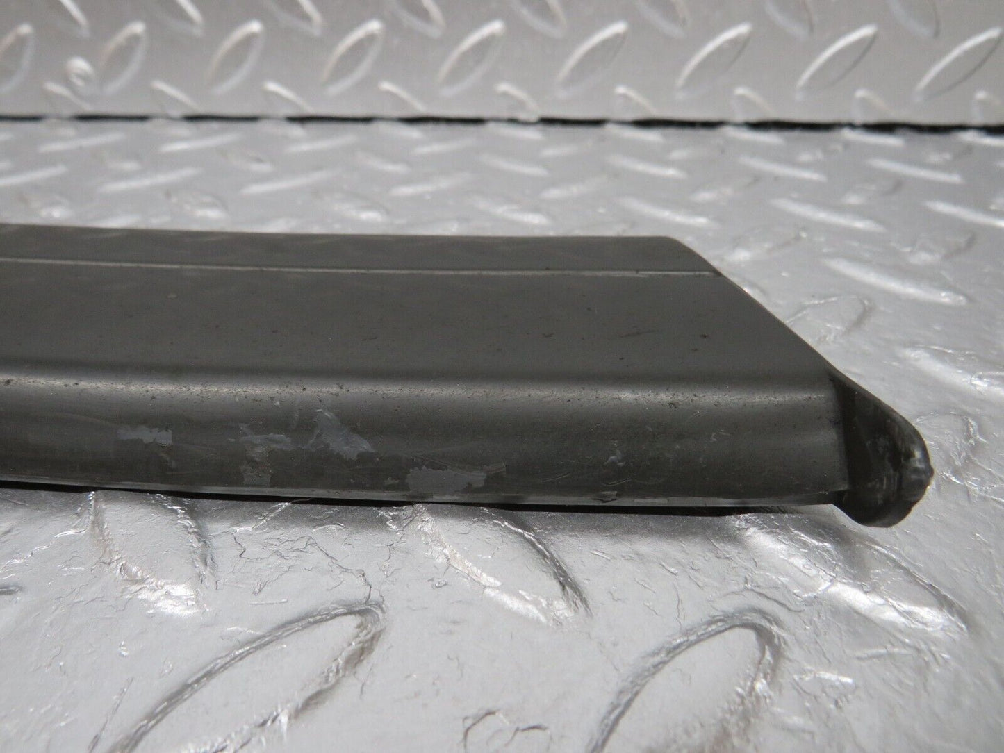 33995 Mercedes-Benz W124 260E Front Left Fender Wing Lower Moulding Trim