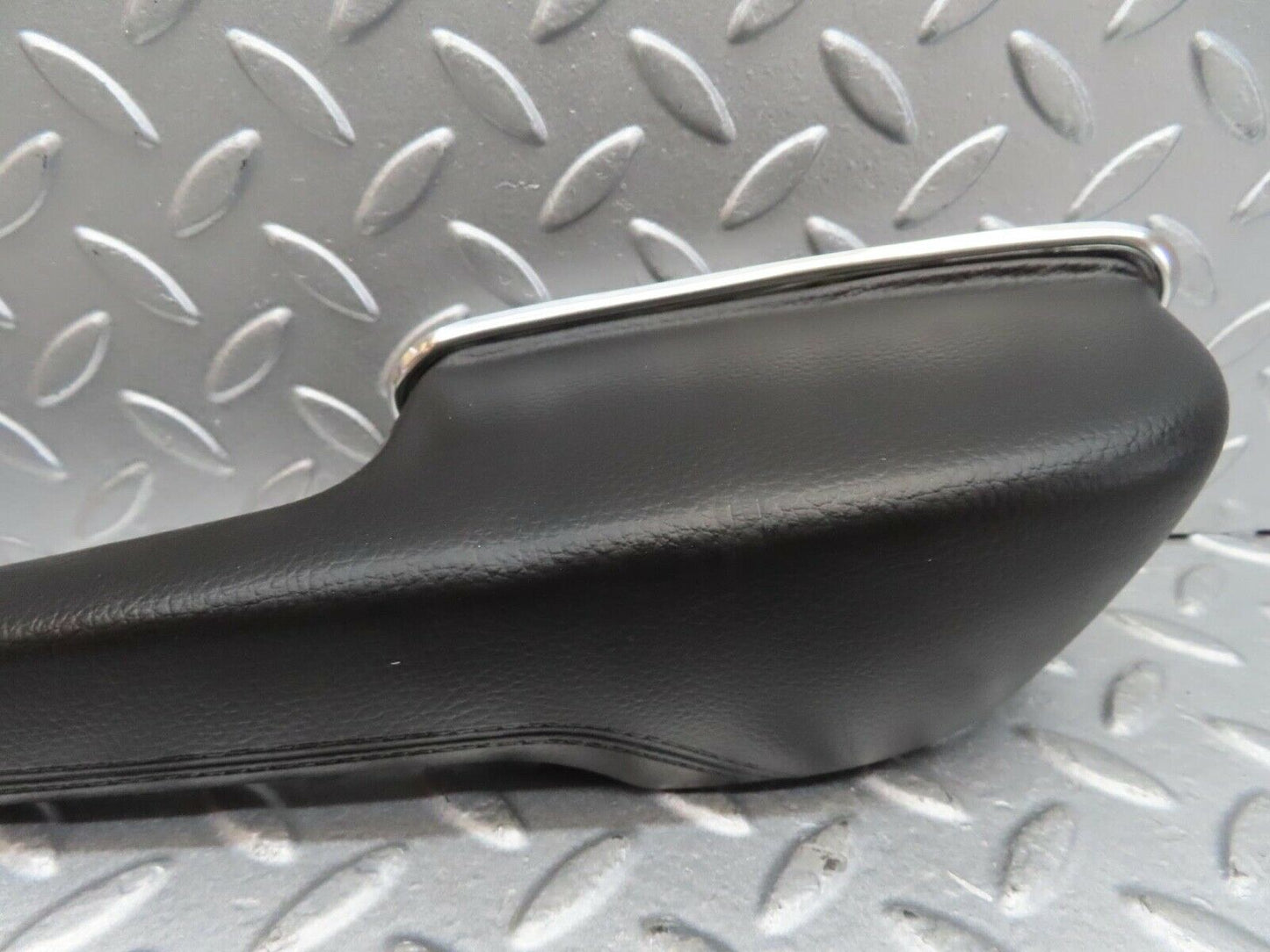 14205 Mercedes-Benz W116 350SE Rear Right Interior Door Handle Black