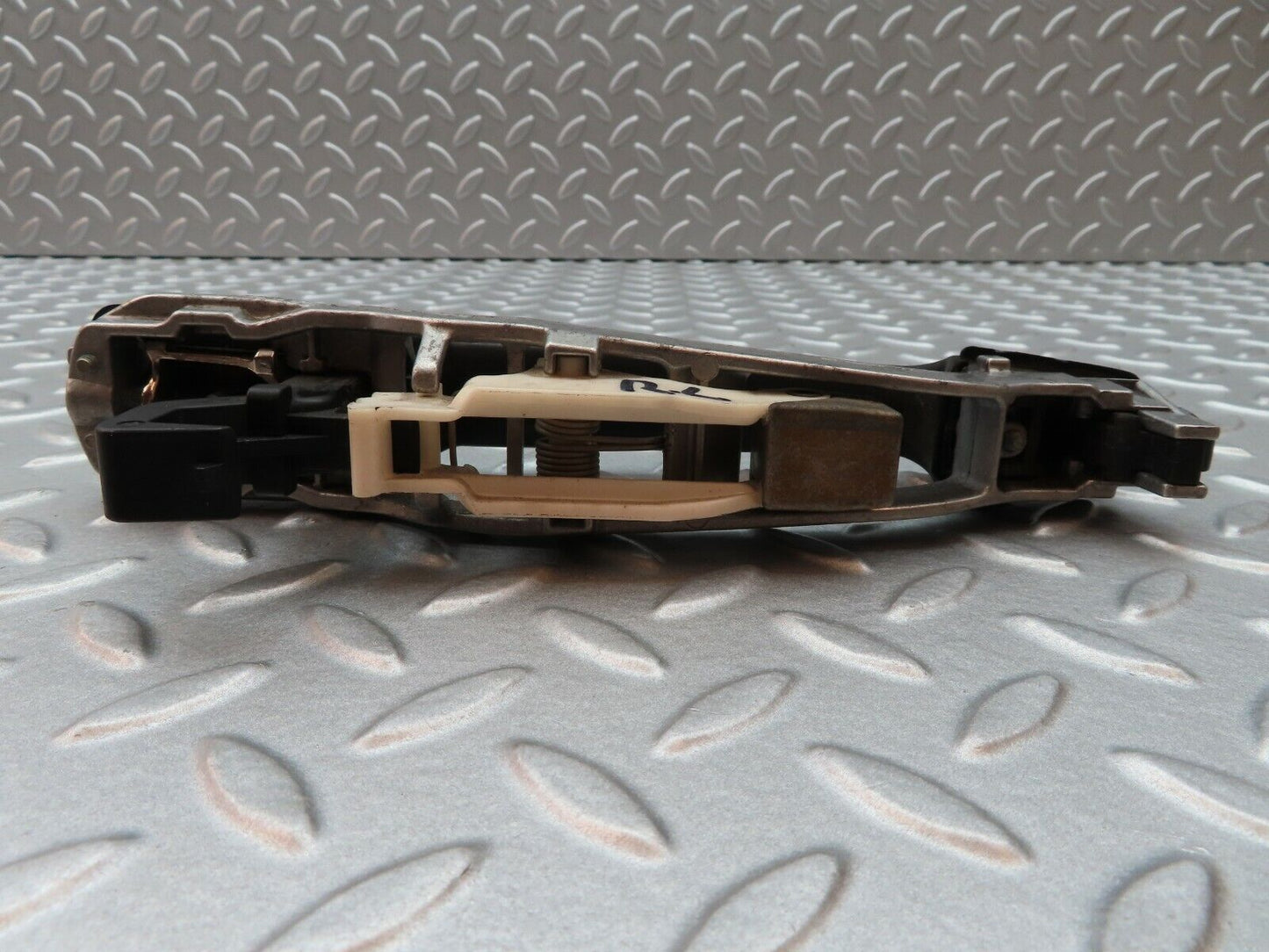 5266 Mercedes-Benz W124 230E Exterior Door Handle Rear Left