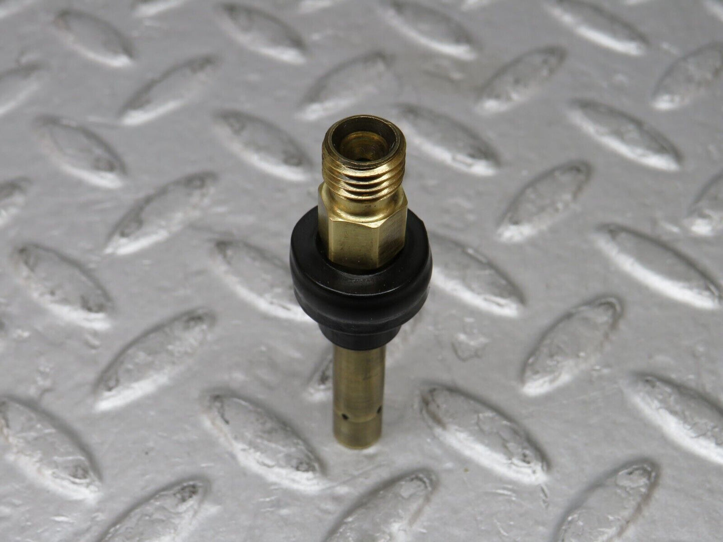 36705 Mercedes-Benz W201 190E Fuel Injector 0437502047