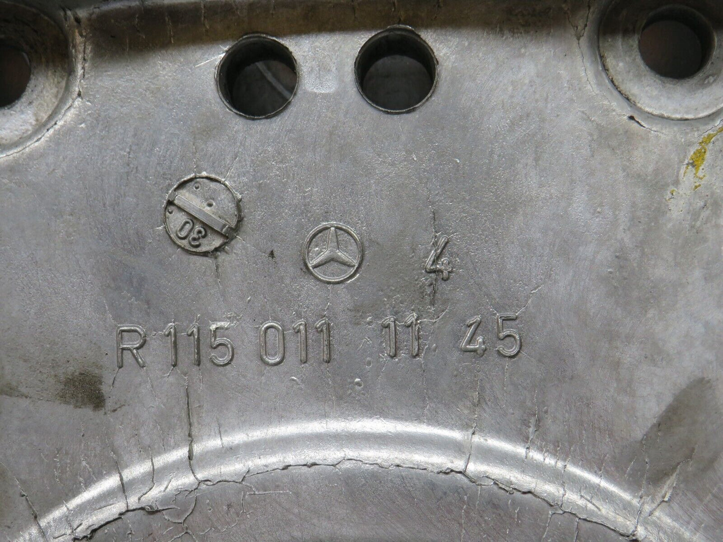 31141 Mercedes-Benz W123 200D Gearbox Flange 1150111145