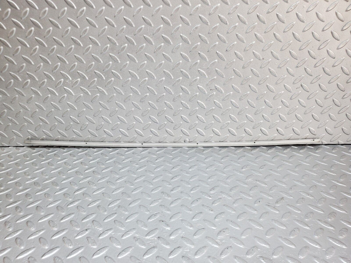 44849 Mercedes-Benz W124 220E Sunroof Chrome Trim