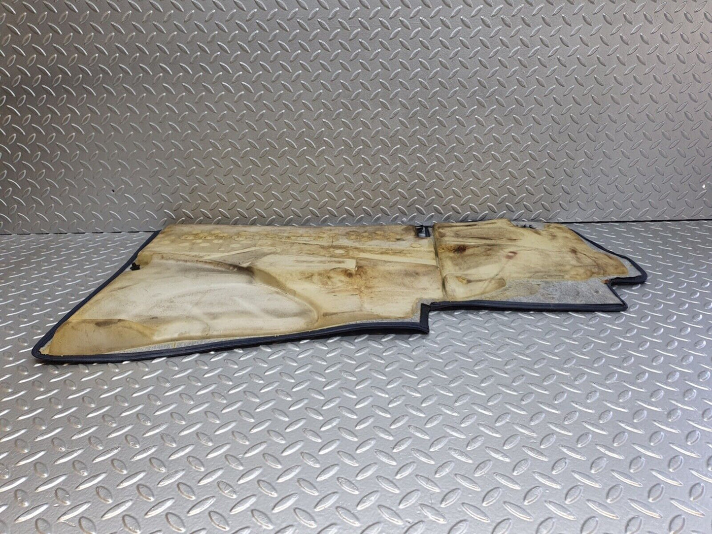 43023 Mercedes-Benz W201 190 Front Right Floor Carpet Blue 2016805462
