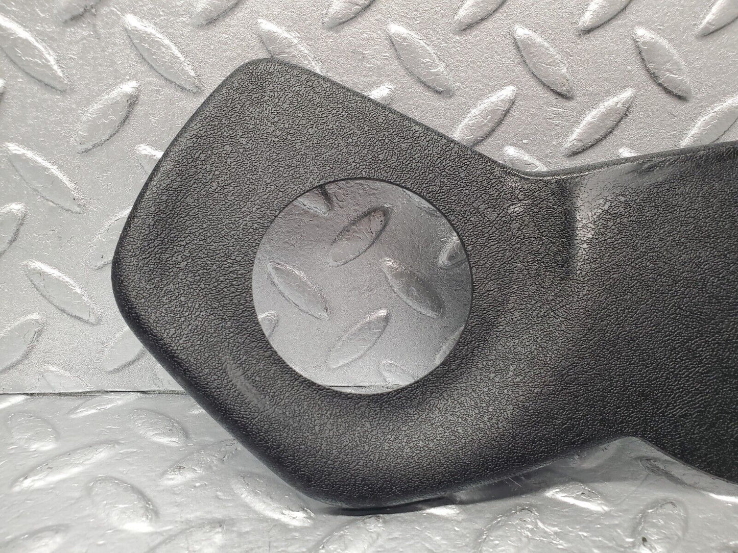 46618 Mercedes-Benz C123 280CE Coupe Front Right Seat Cover Trim Black 1239185030