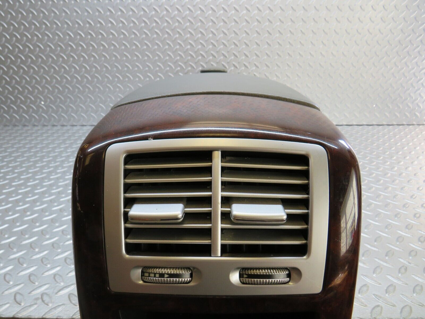35124 Mercedes-Benz W221 Centre Console