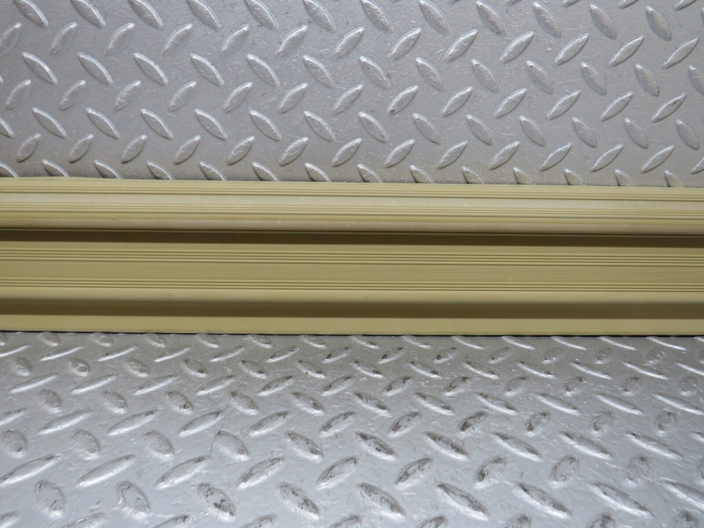 36926 Mercedes-Benz C126 420SEC Coupe Door Sill Left Side