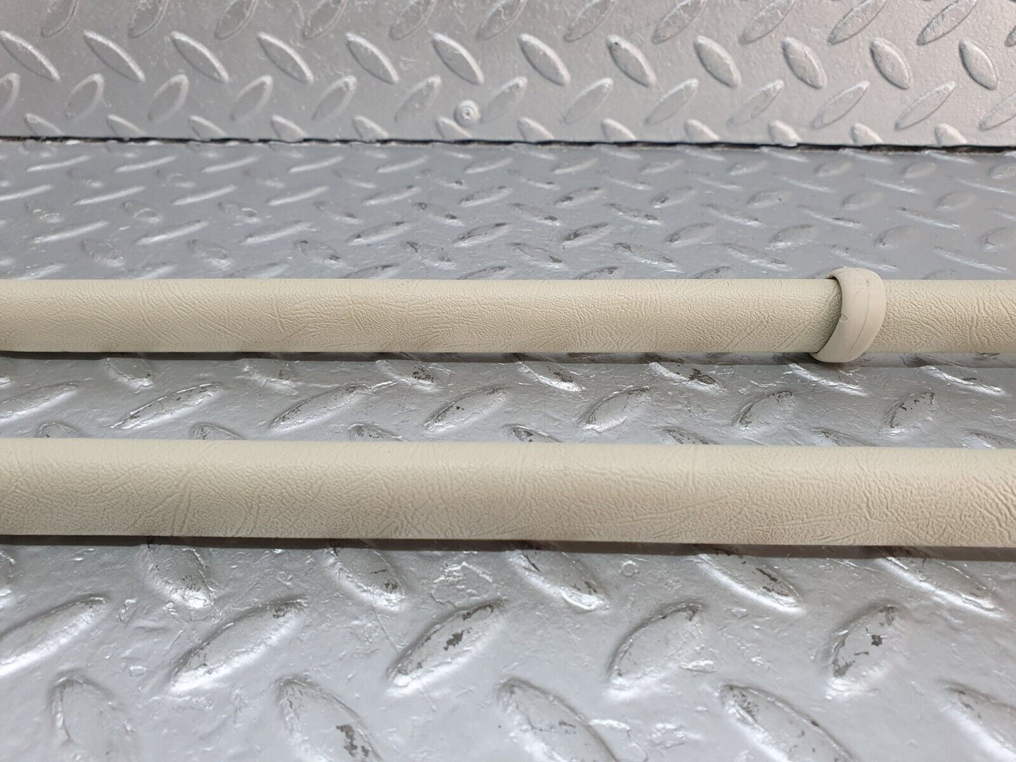 41061 Mercedes-Benz W126 300SE Interior Roof Grab Handle Set
